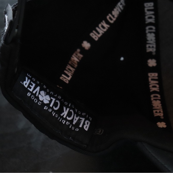 Black Clover SnapBack Hat - Picture 9 of 10